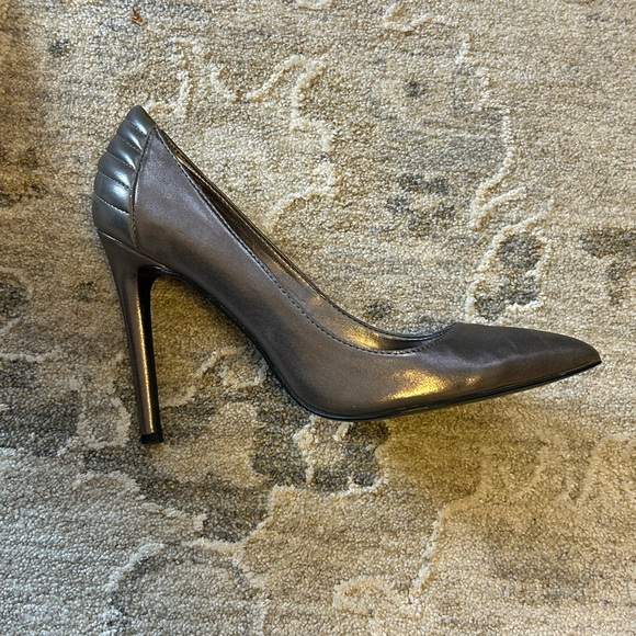 Steve Madden Pewter Point Toe Women's 3.5 inch Stiletto Heel - Picture 6 of 9